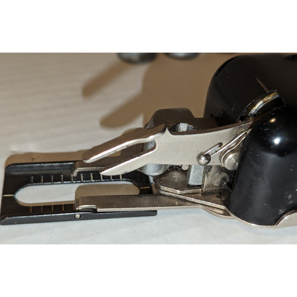 Vintage Magic Key Sewing Machine Attach Maker Buttonholer Case Tools - Picture 9 of 12